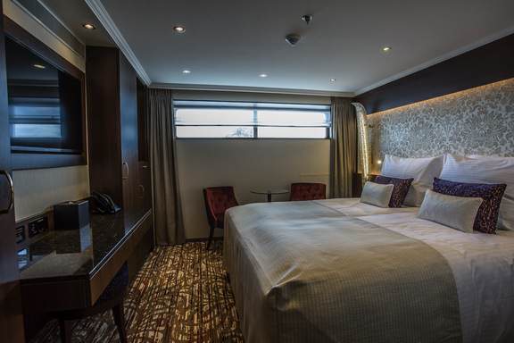 Ship accomodation